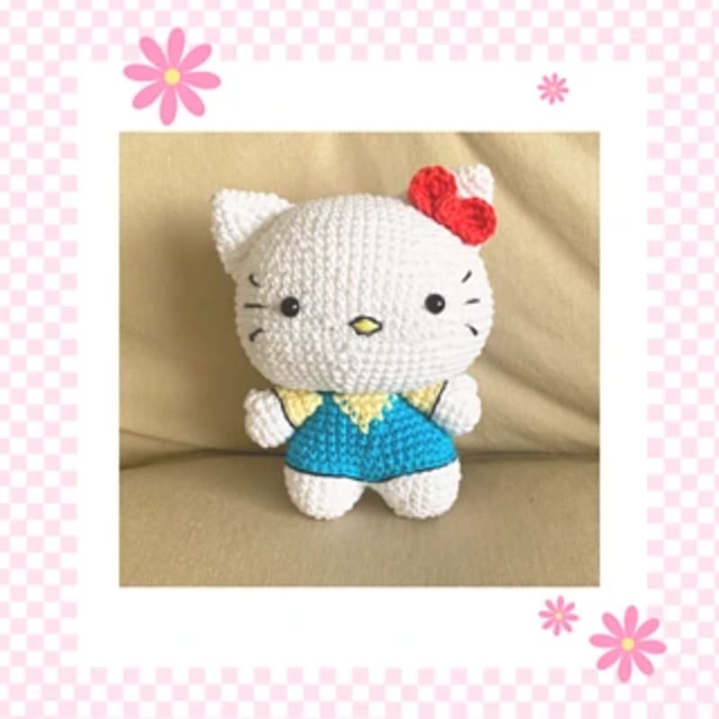 ## Hello Kitty Amigurumi by Beatriz Gómez