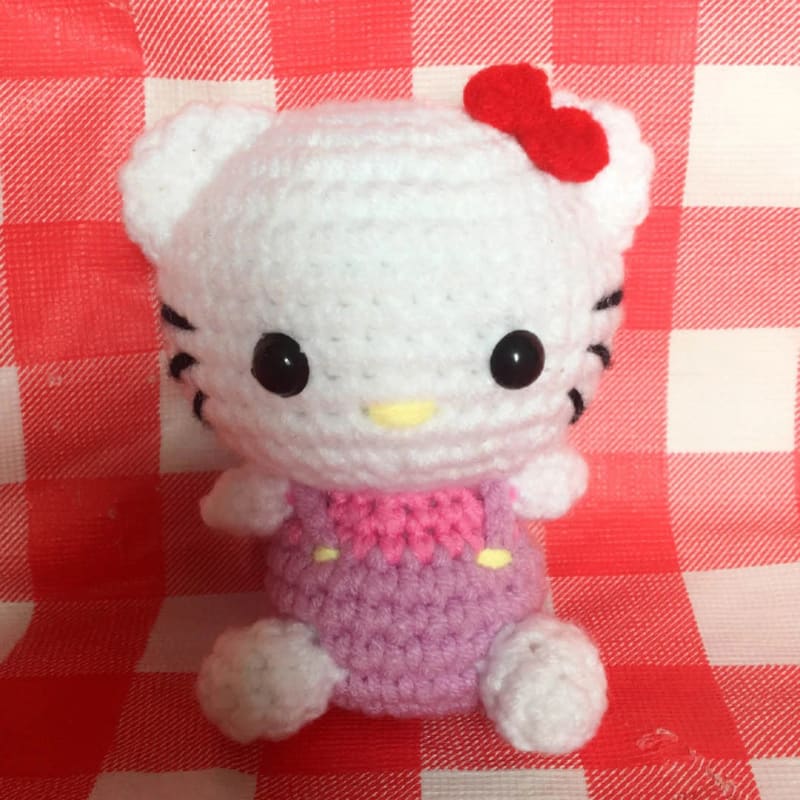 ## Mini Hello Kitty by Amigu World