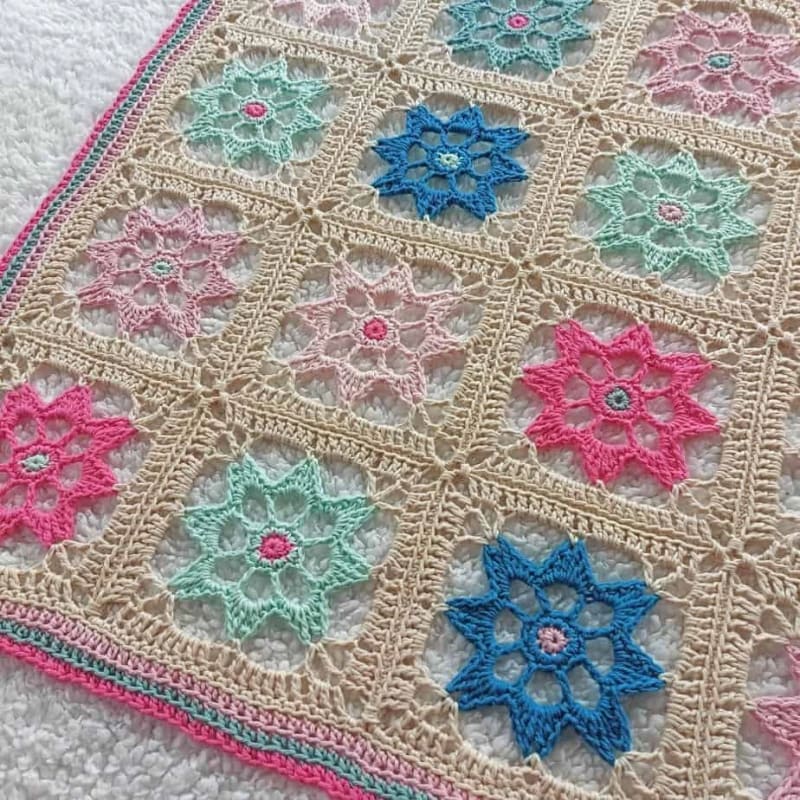 ## Vintage Blooms Blanket by Annie Design Crochet