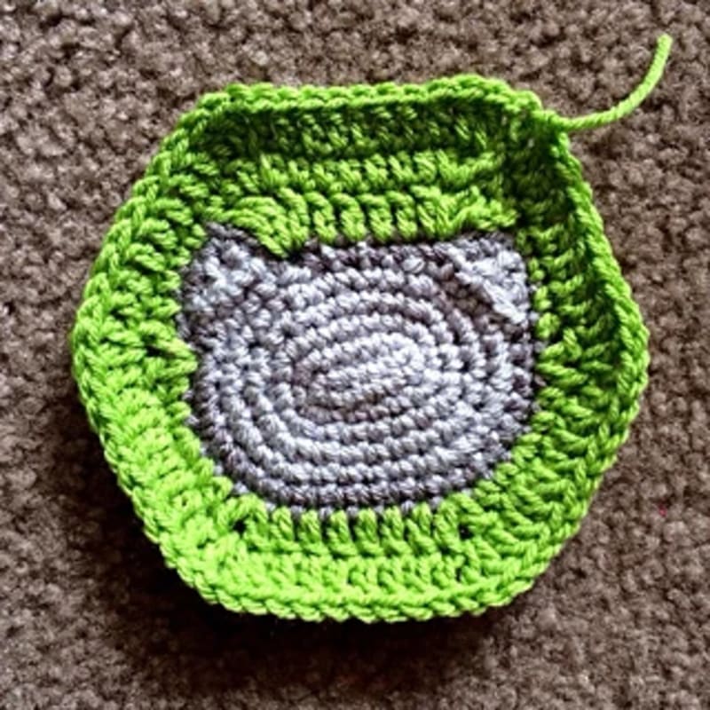## Hexagon Kitty Blanket by Rachele Carmona