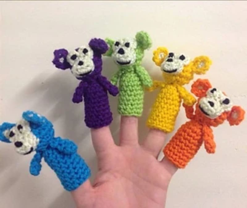 ## 5 Little Monkeys Finger Puppets by Selena Lazarus