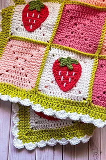 ## Strawberry Blanket Crochet Pattern