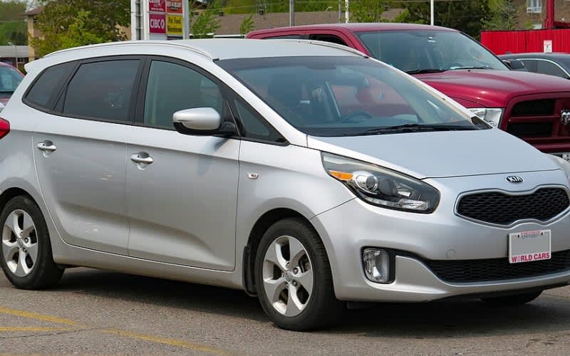 Kia Carens taxi for hire in Himachal Pradesh