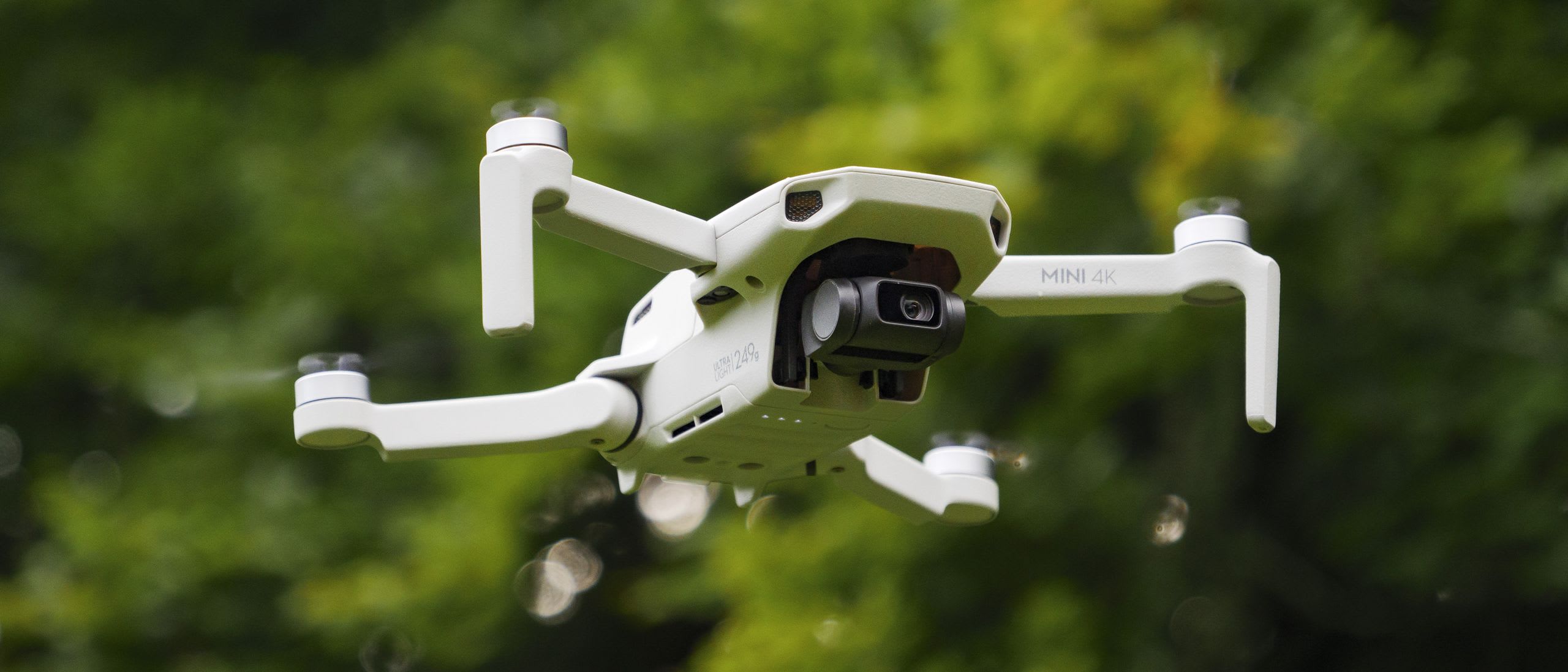 foto de drone voando