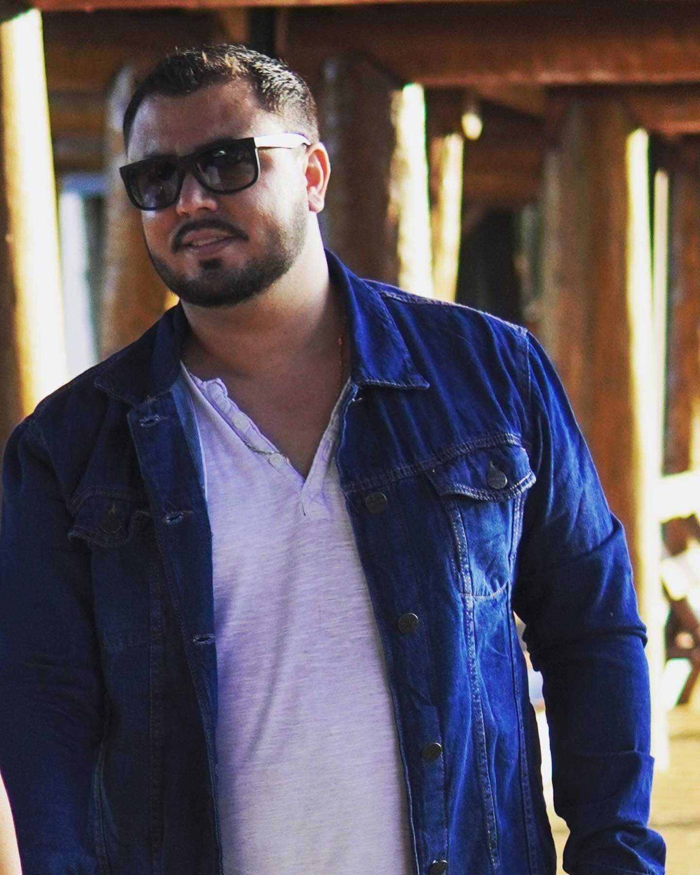 Douglas Oliveira