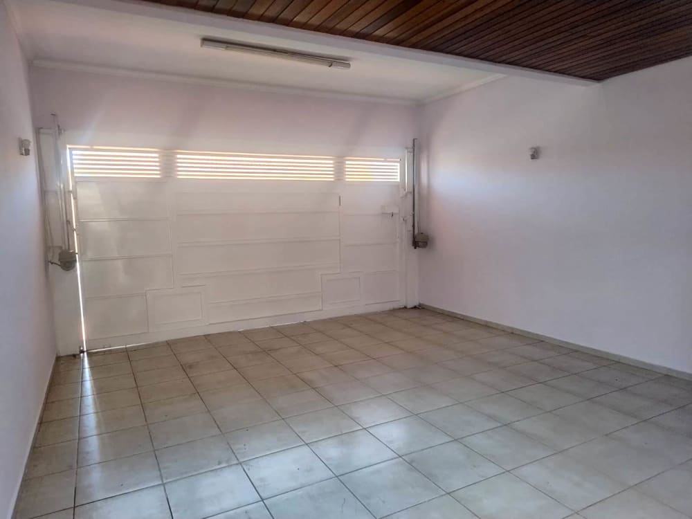 MARAVILHOSO SOBRADO NO BAIRRO SANTO ANTÔNIO