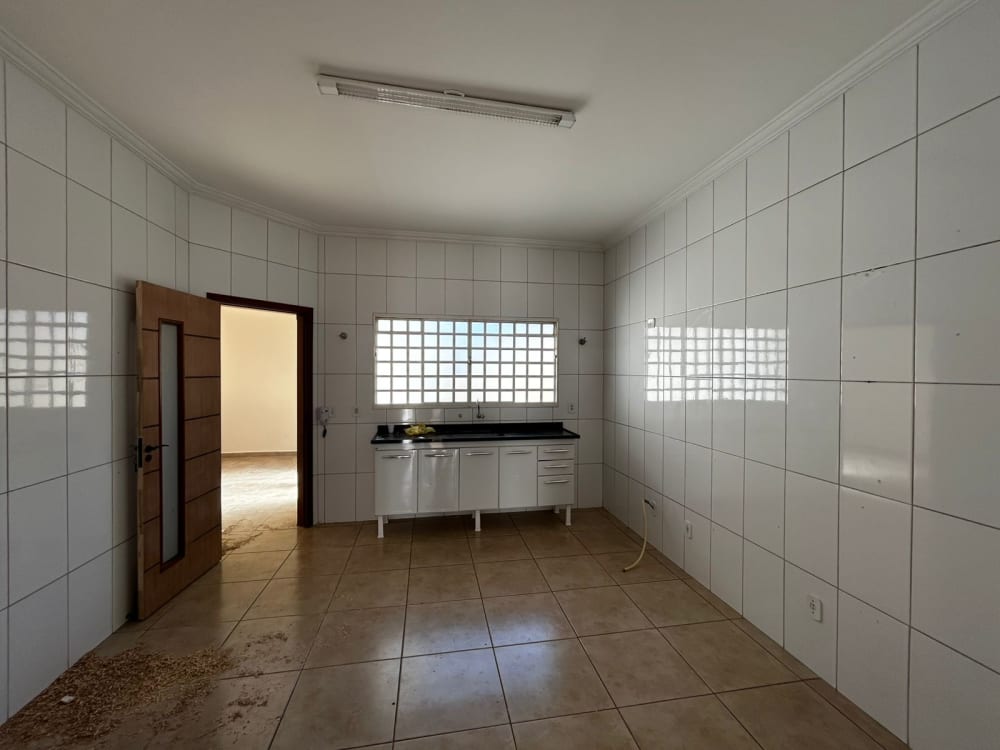 Rua Aurea de Freitas Oliveira,79 - Residencial Jardim do Lago