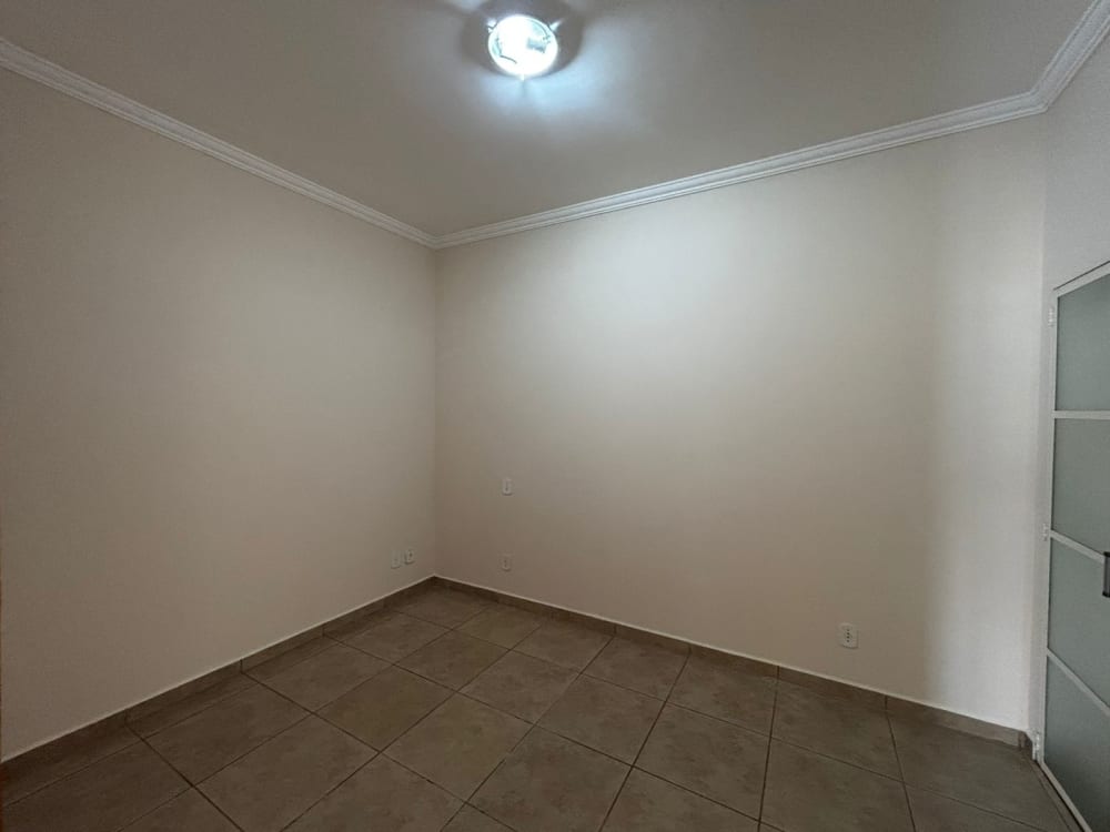 Rua Aurea de Freitas Oliveira,79 - Residencial Jardim do Lago