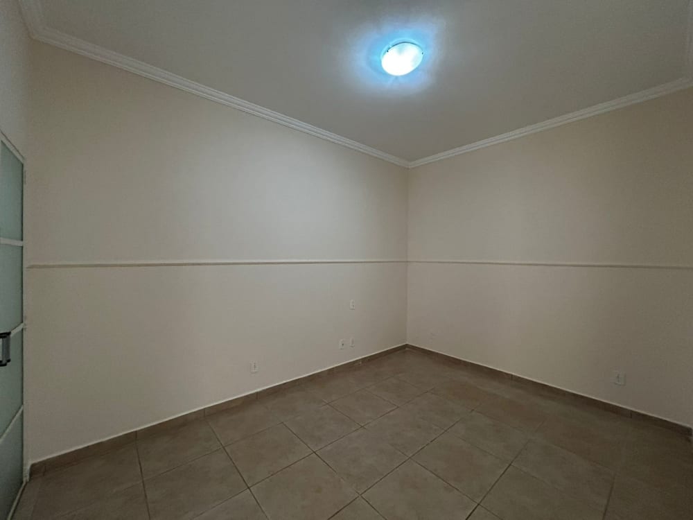 Rua Aurea de Freitas Oliveira,79 - Residencial Jardim do Lago