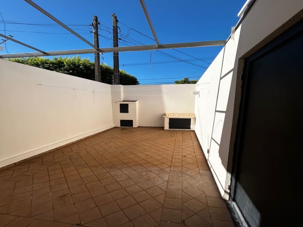 Rua Aurea de Freitas Oliveira,79 - Residencial Jardim do Lago