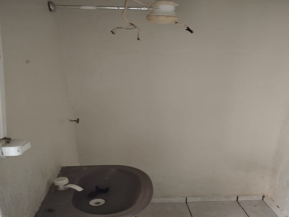 Avenida Santa Cruz do Avanhandava (FUNDOS),108 - Parque CECAP