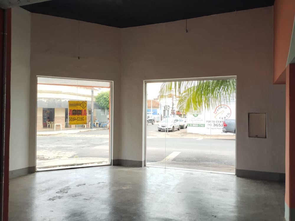 Rua Altino Vaz de Mello,312 - Centro