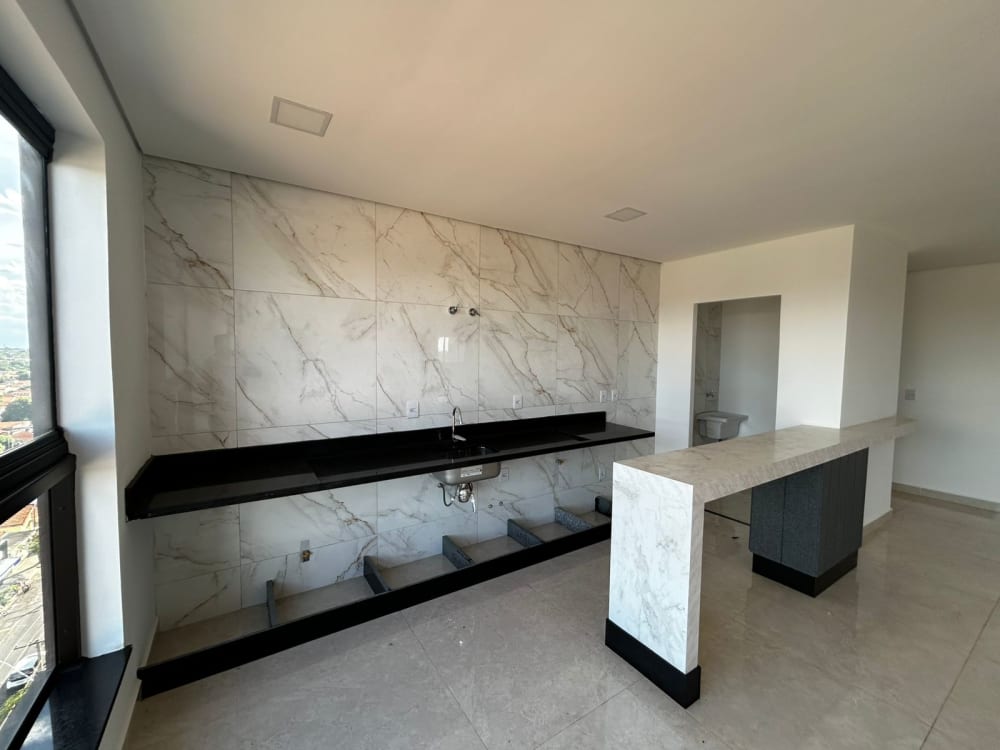 Avenida Antônio Veronese (Apartamento 81),345 - Vila Fátima