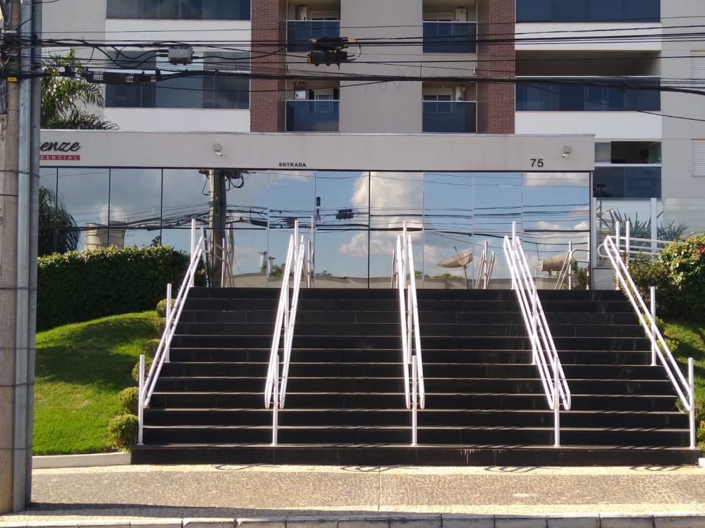 APARTAMENTO NOVO NO EDIFÍCIO FIRENZE