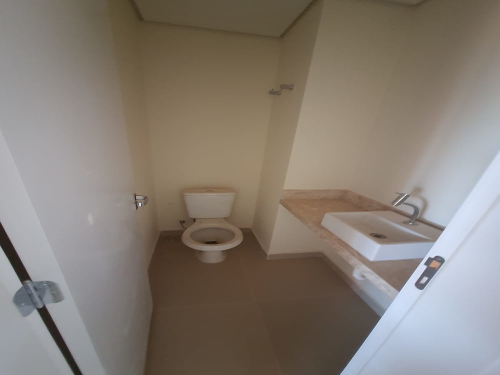 APARTAMENTO NOVO NO EDIFÍCIO FIRENZE