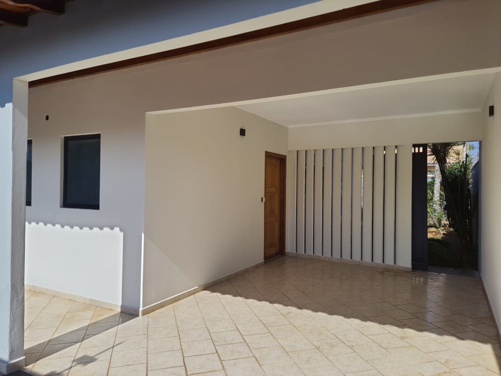 EXCELENTE CASA NO JARDIM SHANGRILÁ