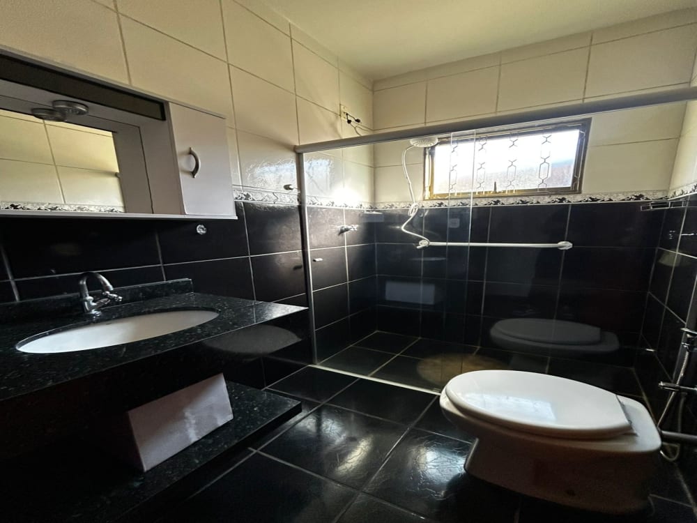 Avenida Frei Afonso Maria de Louveira,159 - Jardim Santa Terezinha