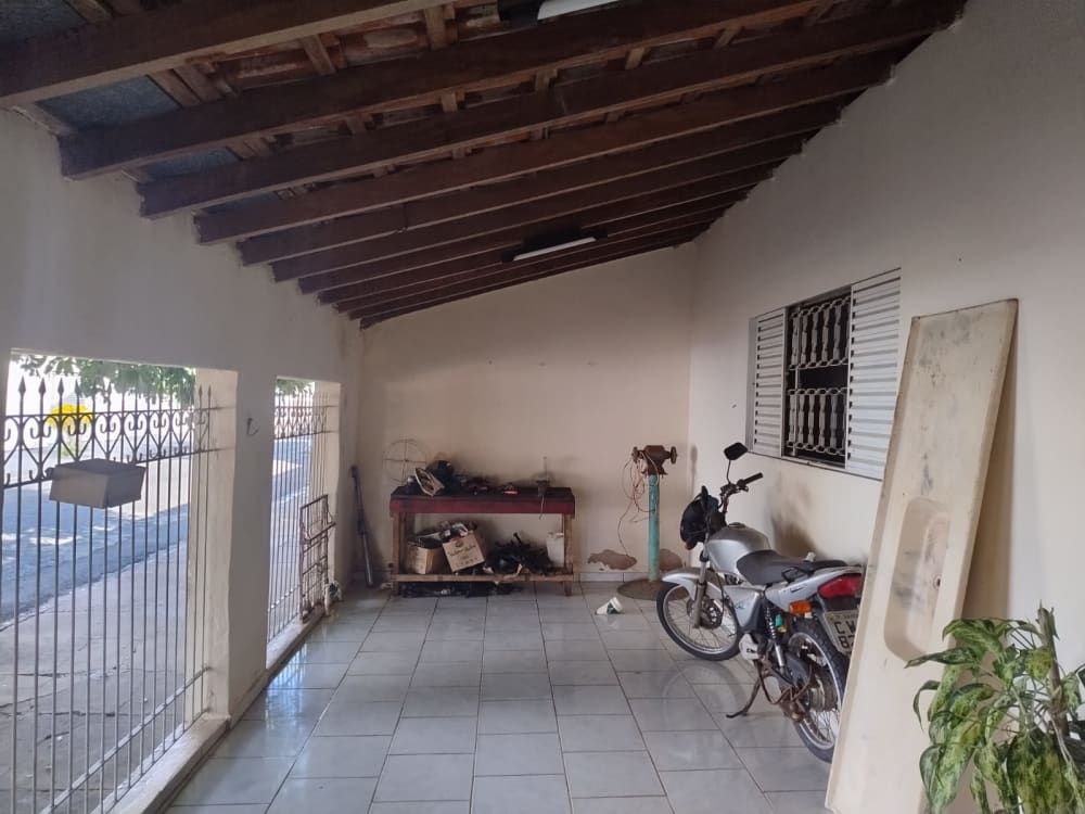 CASA NO JARDIM PARAÍSO
