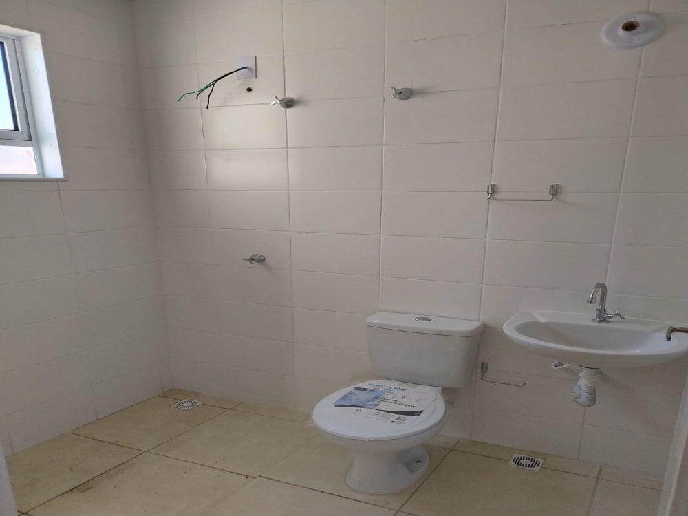 CASA NOVA NO CONDOMÍNIO MONT BLANC 