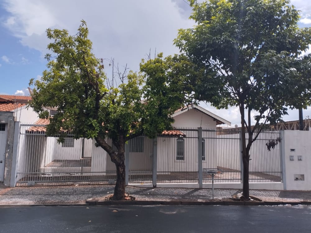 Rua Antônio Martins de Barros,44 - Chácara Palestina