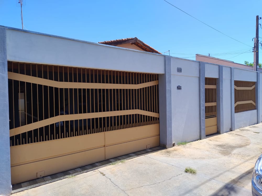 ÓTIMA CASA NO BAIRRO BOA VISTA
