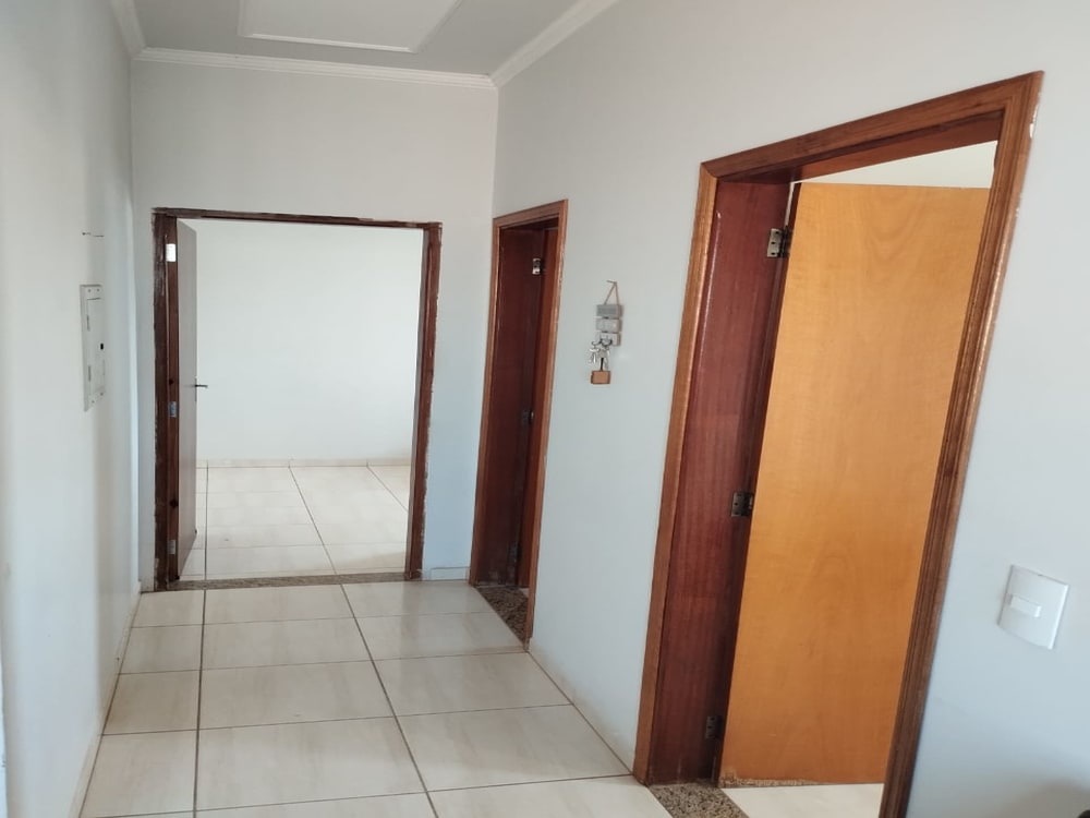 Avenida São Pedro,277 - Vila Martins