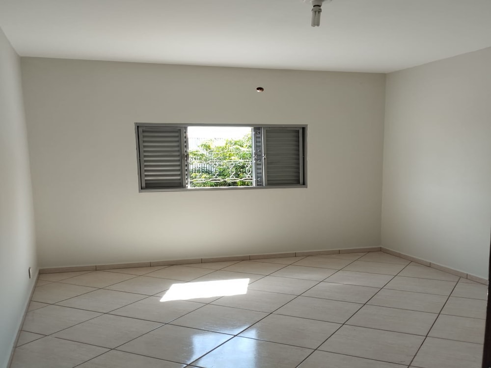 Rua Treze de Maio,755 - Centro