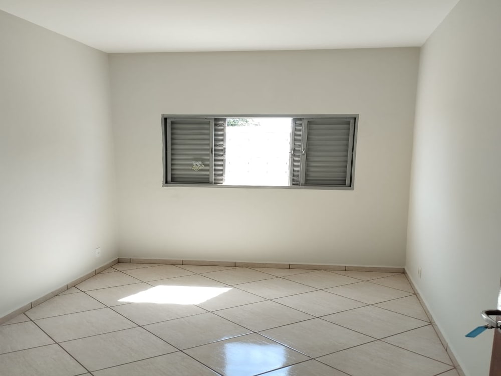 Rua Treze de Maio,755 - Centro