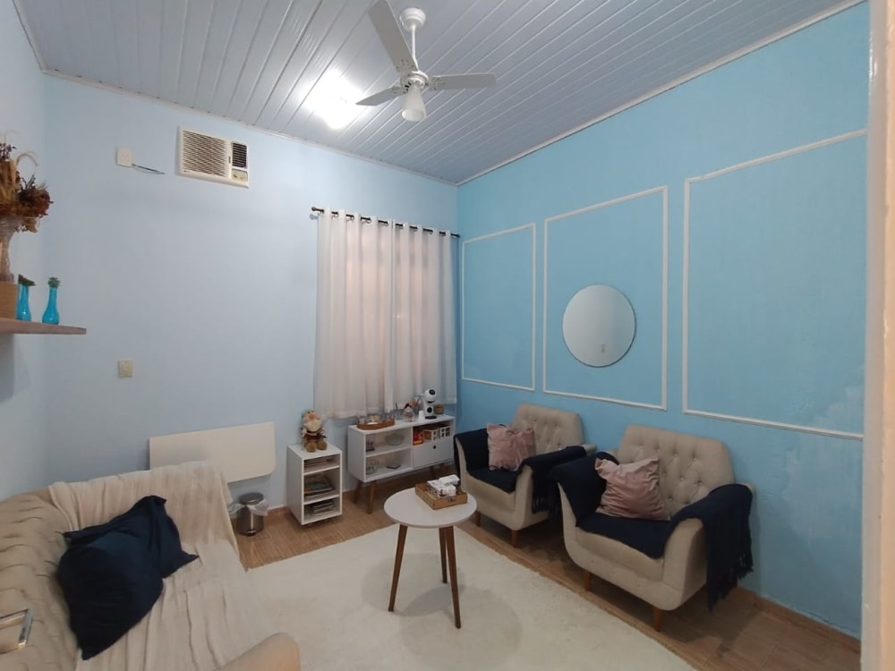 CASA NO CENTRO, ÓTIMA LOCALIZAÇÃO