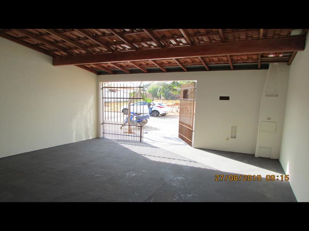 DUAS CASAS PARA INVESTIMENTO NO PORTAL DAS PRIMAVERAS 