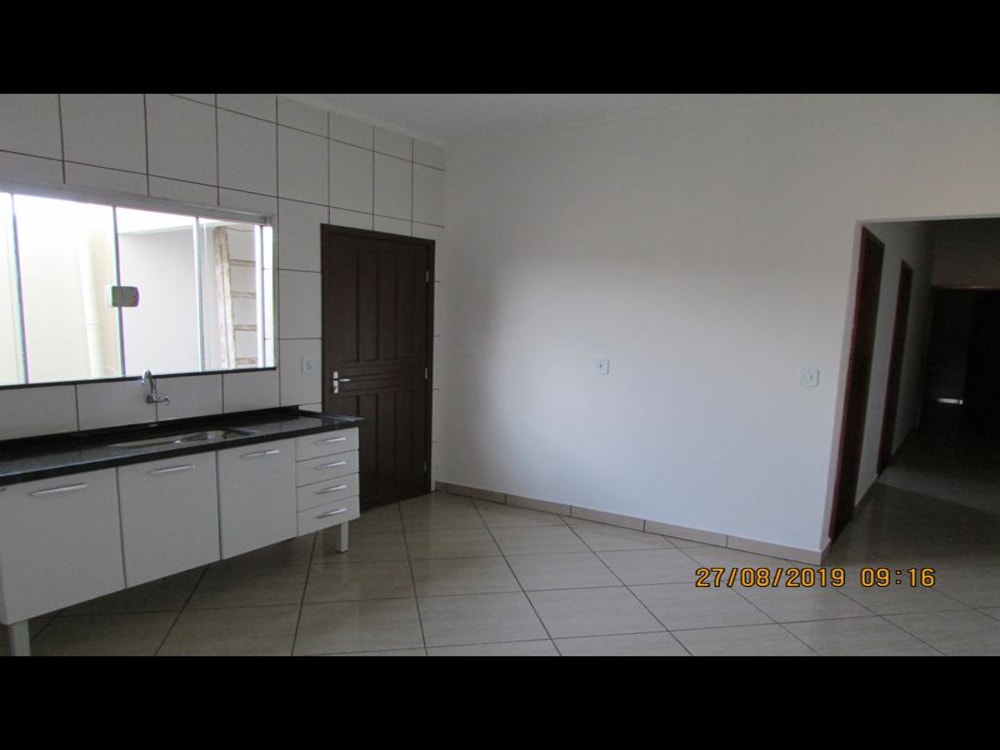 DUAS CASAS PARA INVESTIMENTO NO PORTAL DAS PRIMAVERAS 