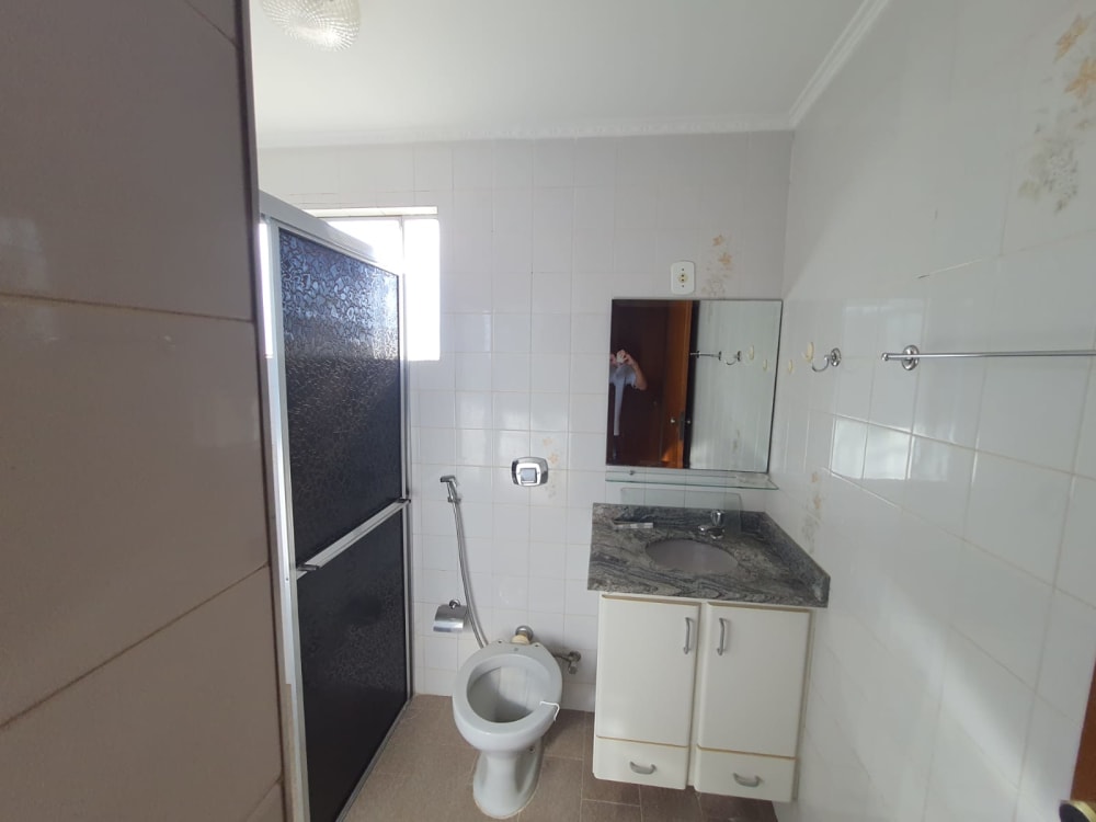 ÓTIMO APARTAMENTO NO EDIFÍCIO VERONA