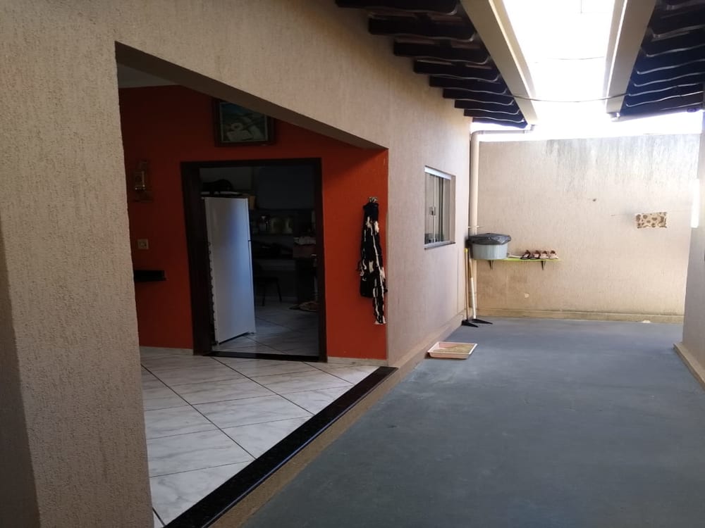ÓTIMA CASA NO JARDIM PEVI