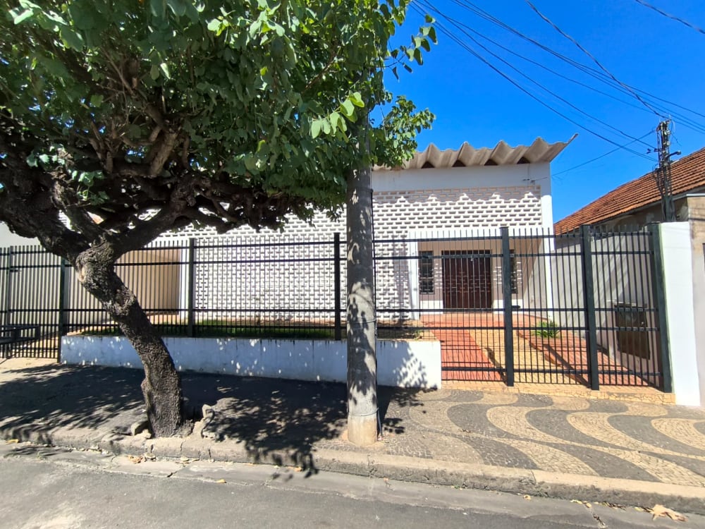 Rua Treze de Maio,252 - Centro