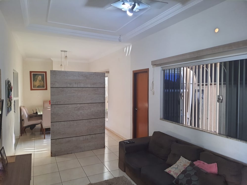 ÓTIMA CASA NO CENTRO