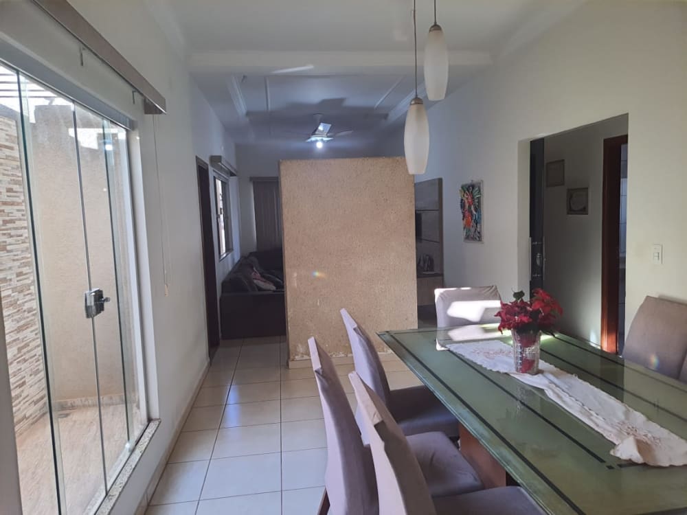 ÓTIMA CASA NO CENTRO