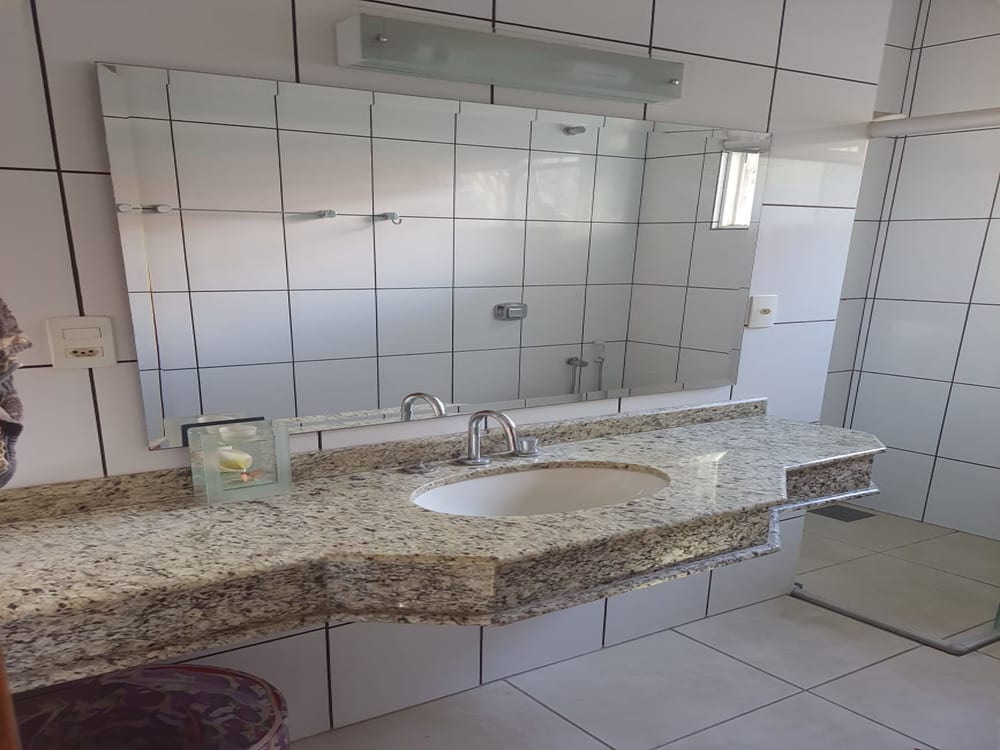 ÓTIMA CASA NO CENTRO