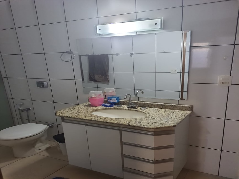 ÓTIMA CASA NO CENTRO