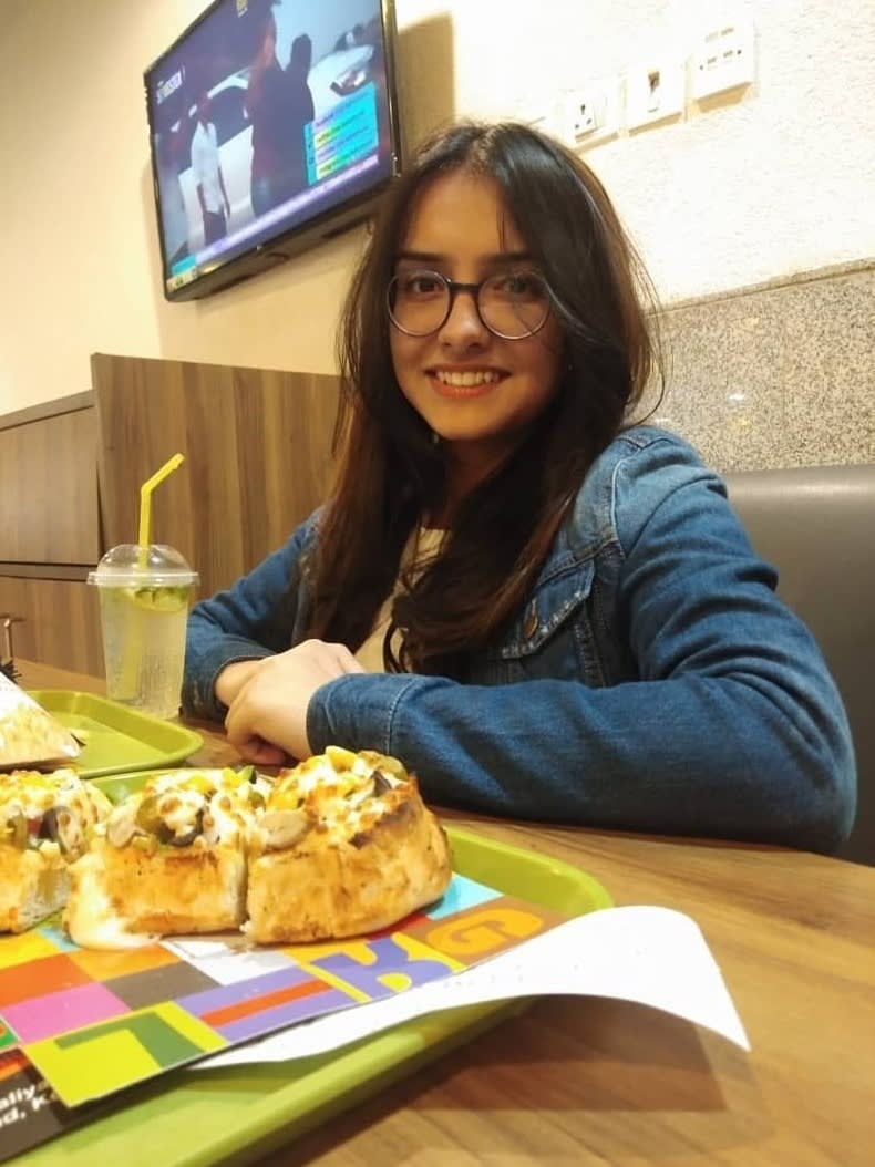 Cafe candid