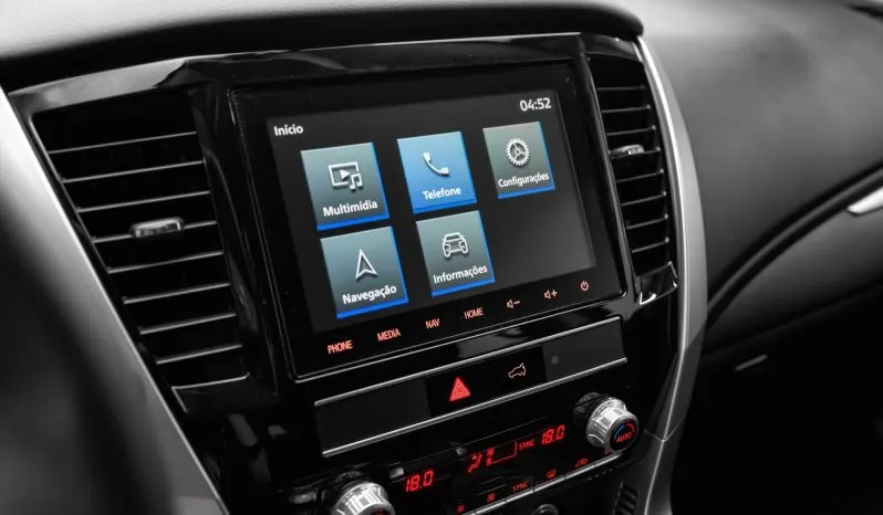 Mitsubishi Montero Sport GLX lleno