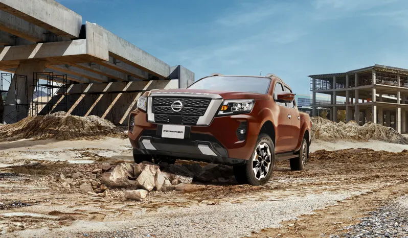 Nissan Frontier LE lleno