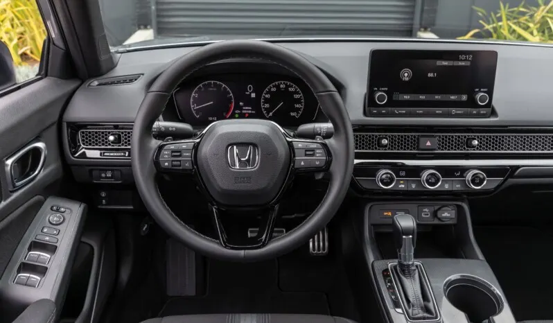 Honda Civic: LX lleno