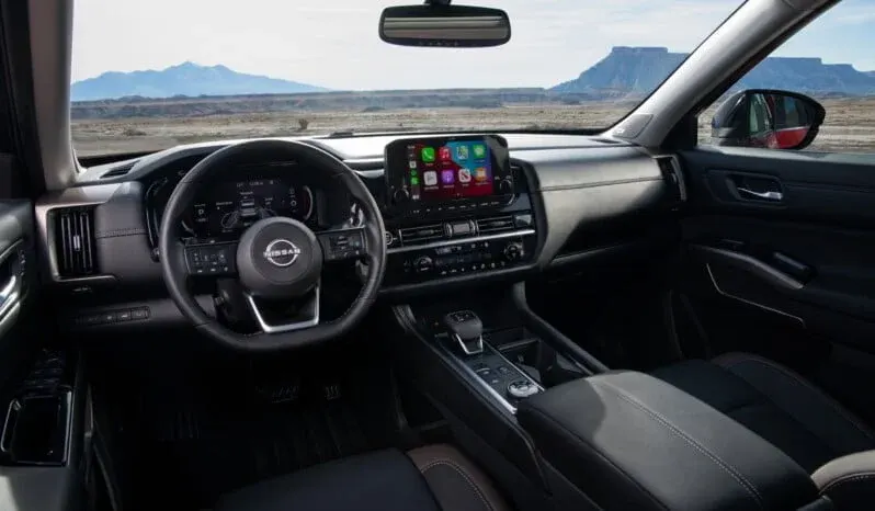 Nissan Pathfinder: Exclusive lleno