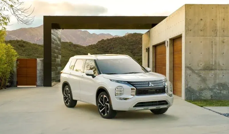 Mitsubishi Outlander: P-Line AWD lleno