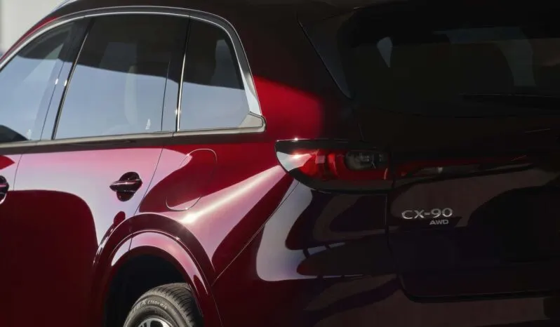Mazda CX-90: Signature lleno