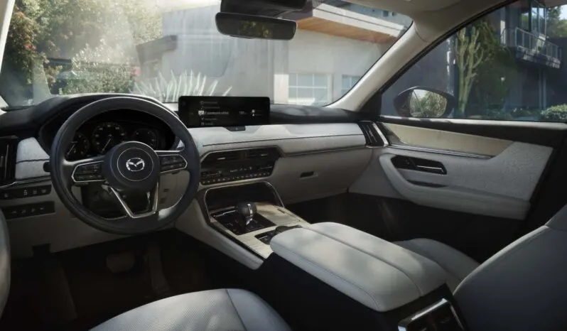 Mazda CX-90: Signature lleno
