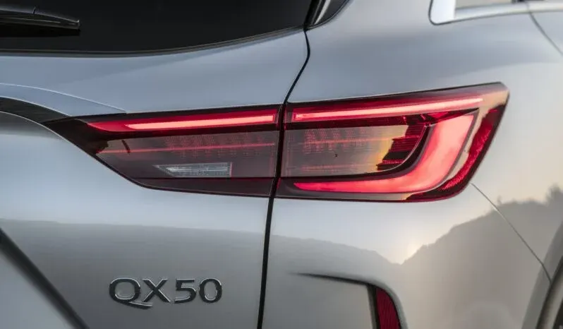 Infiniti QX50 Sensory lleno