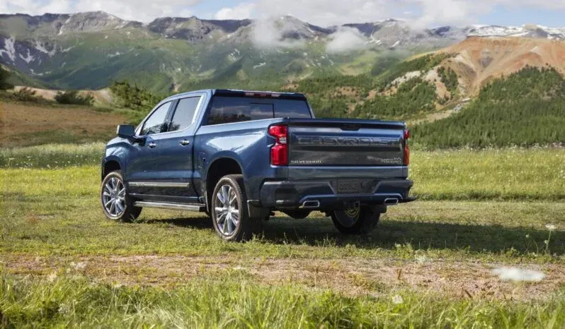 Chevrolet Silverado High Country lleno