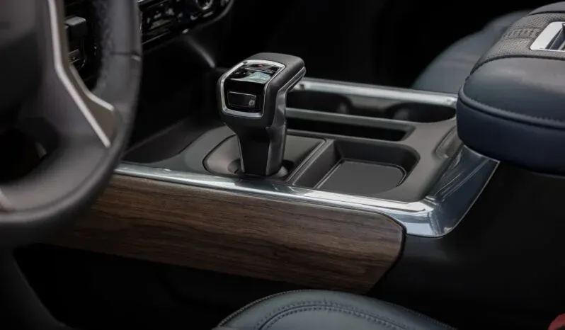 Chevrolet Silverado High Country lleno