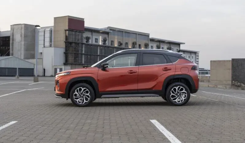 Suzuki Fronx: GLX Híbrido lleno